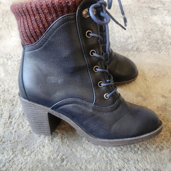 Lukees by Muk Luks Women Sz 7 Lacy Lori Navy Blue Combat Boot Knit Cuff Side Zip - Picture 2 of 11